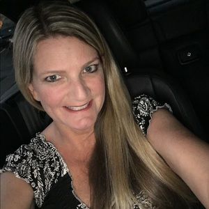 Meet your Posher, Dawn